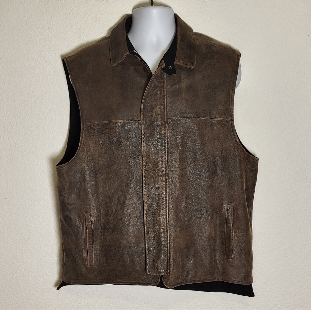Mckenzie Tribe Reversible Leather Vest size Large